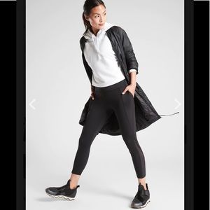 Athleta Lightning Stash Pocket 7/8 Tight Sz S